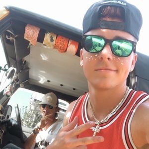 Meet your Posher, Matthew